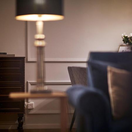 R B Apartment Am Airport Hamburg - 1-4 Personen - Kueche - Smart Tv - Waschmaschine - Perfekt Fuer Geschaeftsreisende Oder Familien Εξωτερικό φωτογραφία